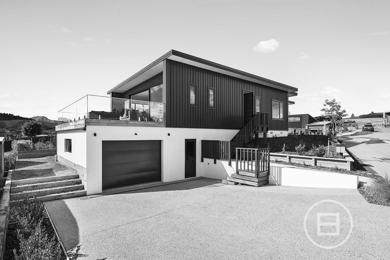 18 Scurr Terrace, WANAKA - Carousel 1
