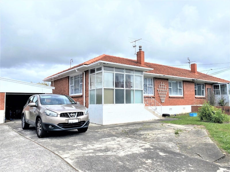2/17 Ti Rakau Drive, Pakuranga, Auckland - Carousel 1