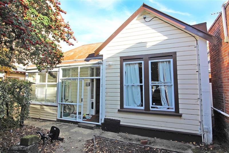 131 Union Street, North Dunedin, Dunedin - Carousel 1