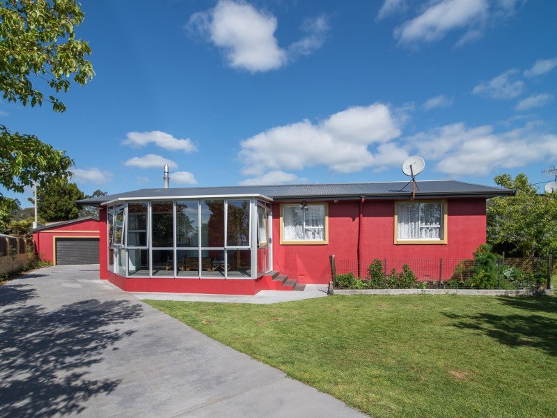 16 Jameson Avenue, Fenton Park, Rotorua - Carousel 1