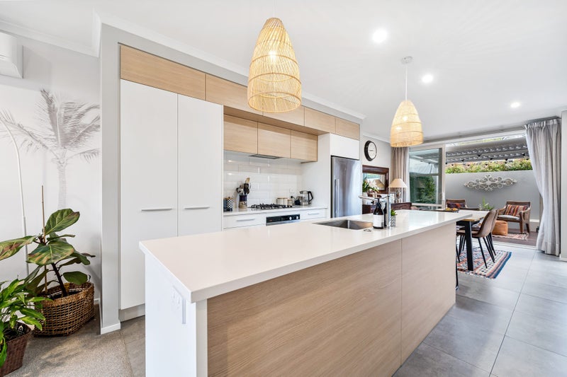 87 Karepiro Drive, Stanmore Bay, Whangaparaoa - Carousel 2