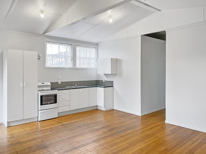 623A Swanson Road, Swanson, Auckland - Carousel 2