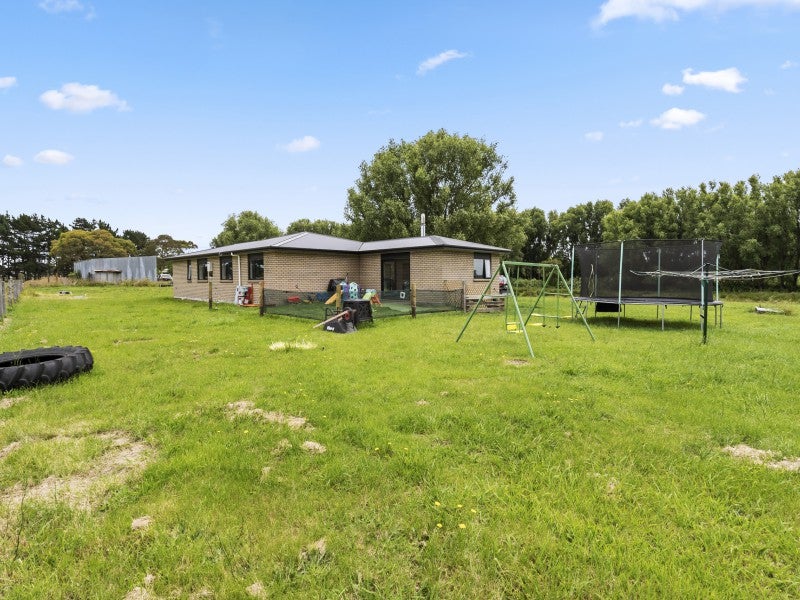 218 Kaimatarau Road, Rongotea, Palmerston North - Carousel 2