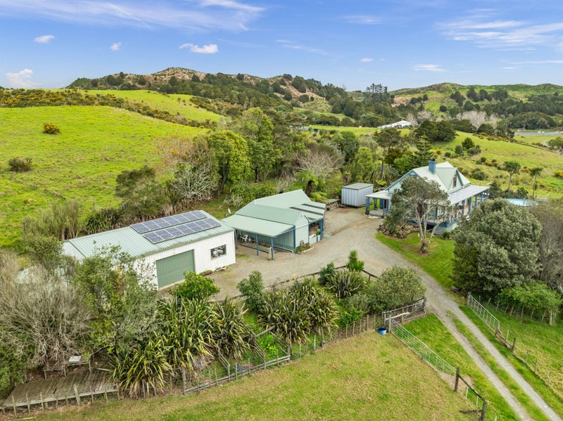 402 Waipu Caves Road, Whangarei - Carousel 2