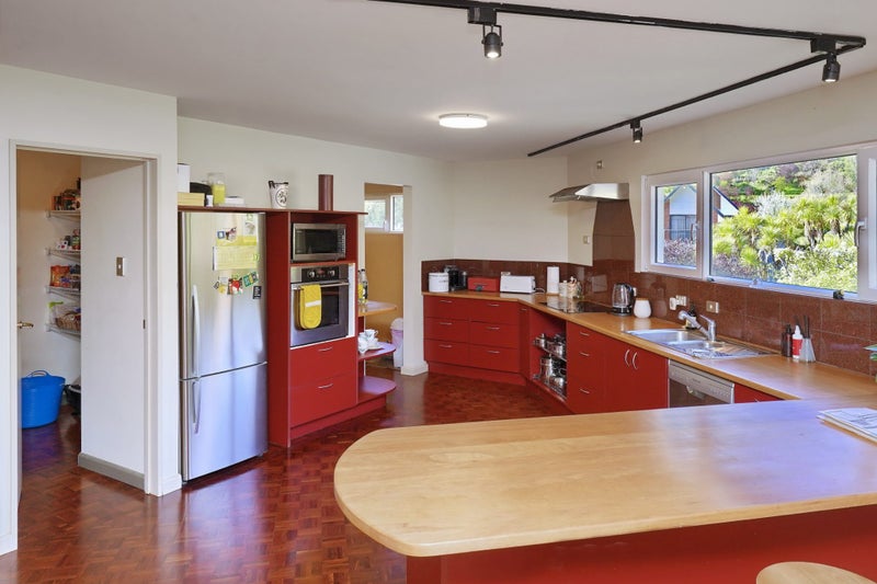 30 Basil Place, Mount Pleasant, Christchurch - Carousel 2