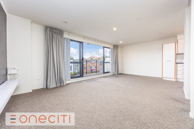 44/22 Normanby Road, Mount Eden, Auckland - Carousel 1