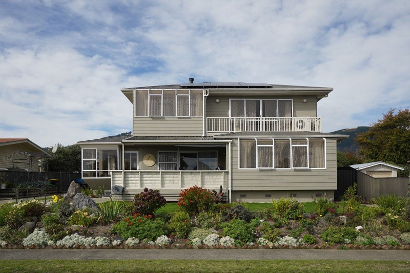 33 Kipling Crescent, Stoke, Nelson - Carousel 2