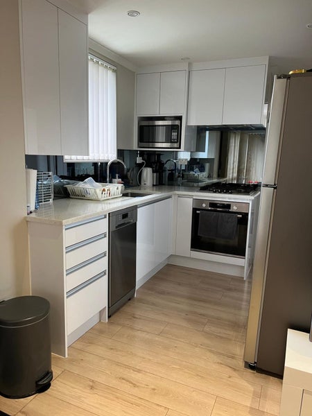 55B Everglade Drive, Goodwood Heights, Auckland - Carousel 1