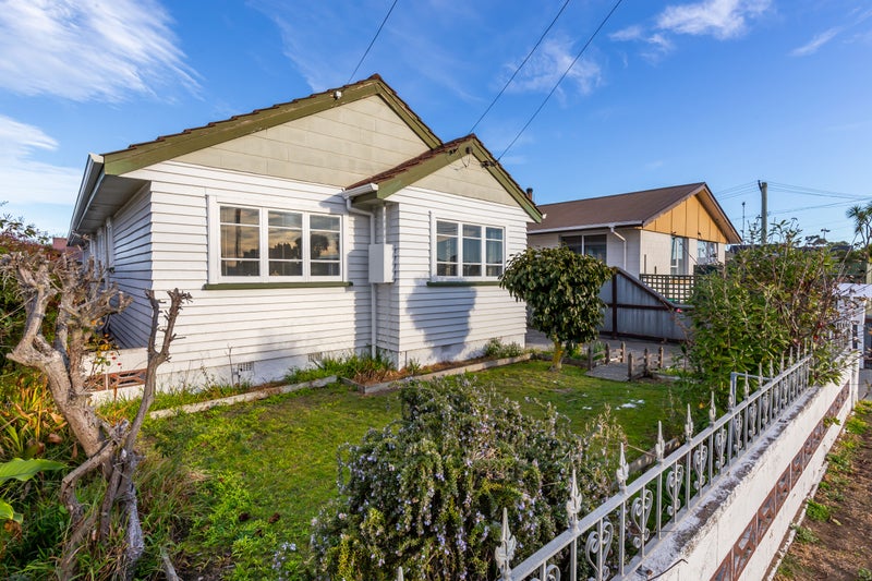 13 Cradock Street, South New Brighton, Christchurch - Carousel 1