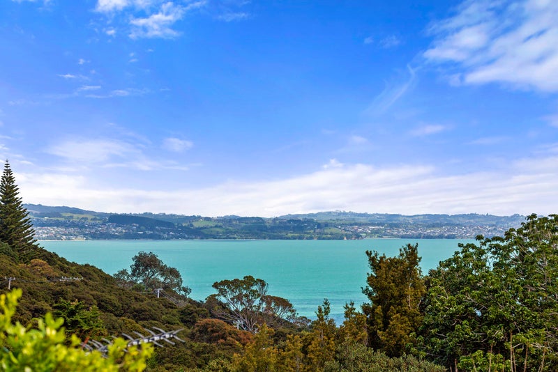 78 Fairview Crescent, Omiha, Waiheke Island - Carousel 2
