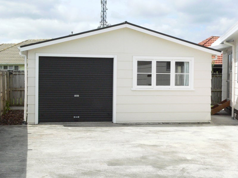 3 Leeds Street, Milson, Palmerston North - Carousel 9