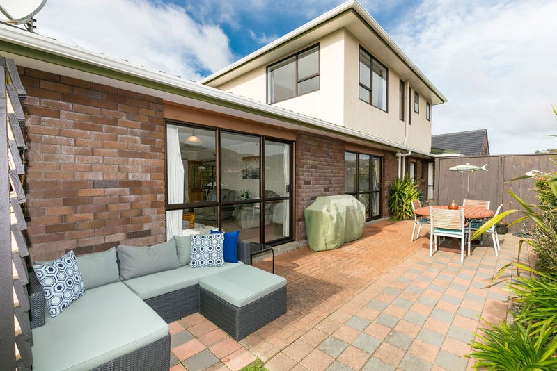 10 Montrose Grove, Churton Park, Wellington - Carousel 19