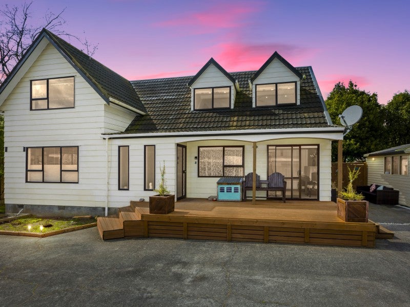 30 Gemstone Drive, Birchville, Upper Hutt - Carousel 1