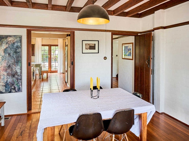 14 Maire Street, Eastbourne, Lower Hutt - Carousel 24