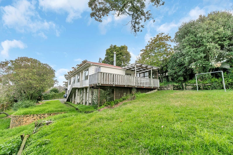 14 Jayne Place, Torbay, Auckland - Carousel 2