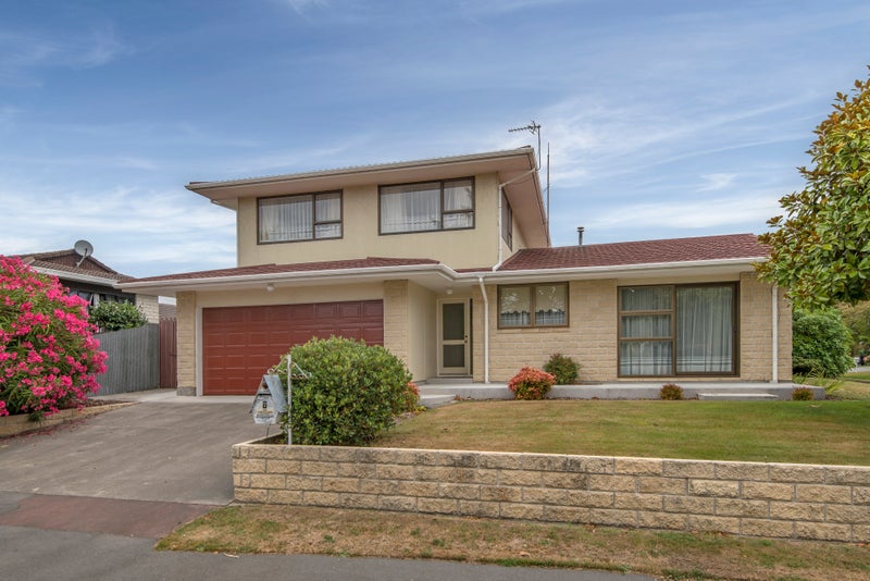 7 Crosdale Place, Burnside, Christchurch - Carousel 1