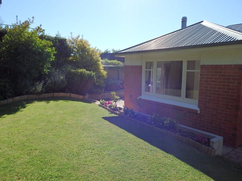 25 Pollock Street, Maori Hill, Dunedin - Carousel 17