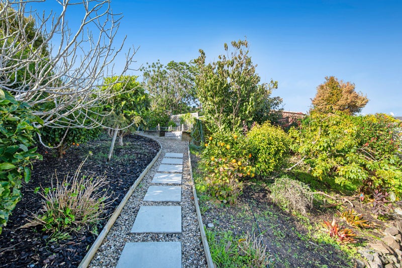 965 Whangaparaoa Road, Manly, Whangaparaoa - Carousel 34