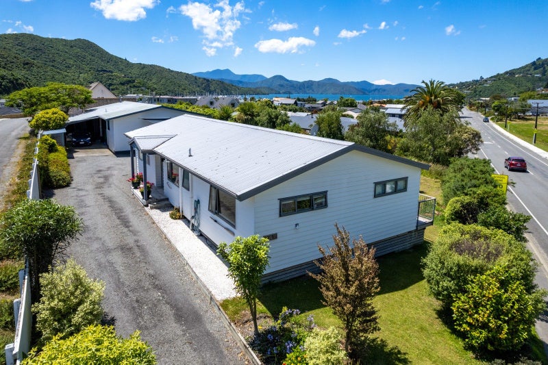 247B Waikawa Road, Waikawa, Picton - Carousel 1