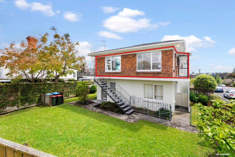 1/49 Western Springs Road, Western Springs, Auckland - Carousel 1