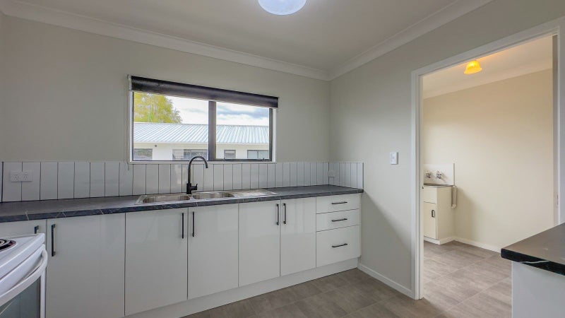 3 Nowra Crescent, Paeroa, Paeroa - Carousel 23