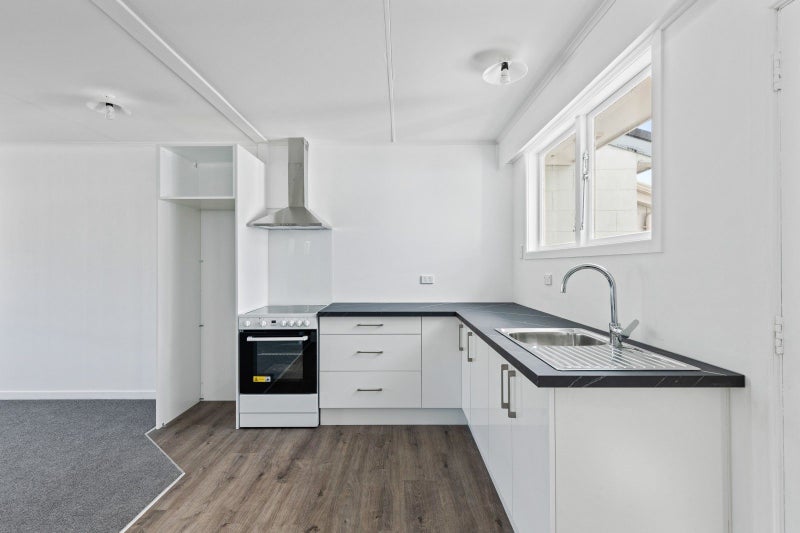 23D Oranga Street, Marfell, New Plymouth - Carousel 1