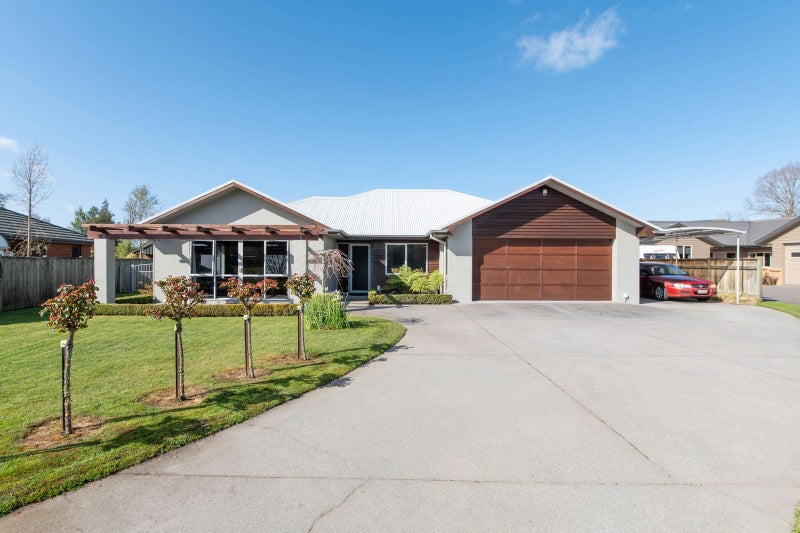 16 Holden Avenue, Holdens Bay, Rotorua - Carousel 1