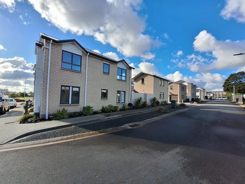 1/5 Wallson Crescent, Wiri, Auckland - Carousel 15