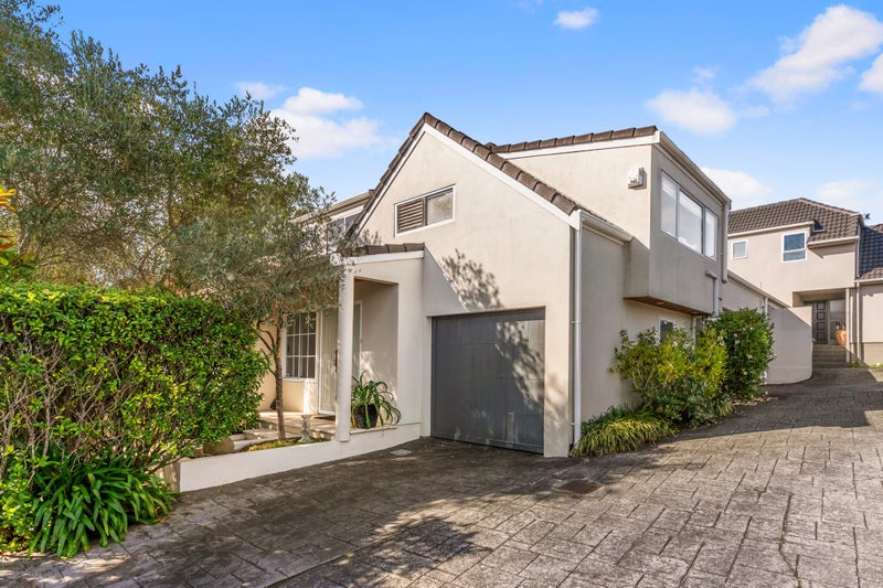 1/11 Allen Johnston Place, St Johns, Auckland - Carousel 2