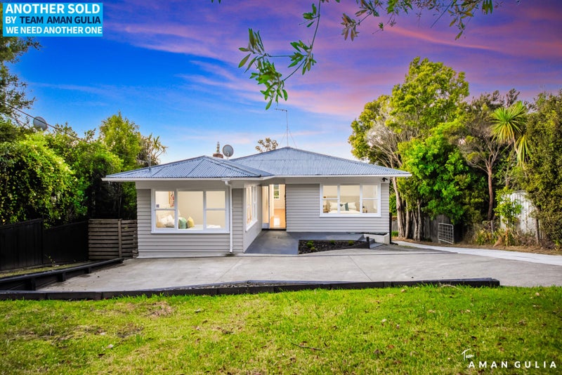 42 Upper Harbour Drive, Greenhithe, Auckland - Carousel 1