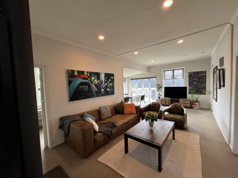 21 Belt Road, Moturoa, New Plymouth - Carousel 2