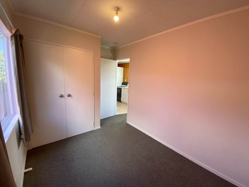 5 Judkins Crescent, Cockle Bay, Auckland - Carousel 12