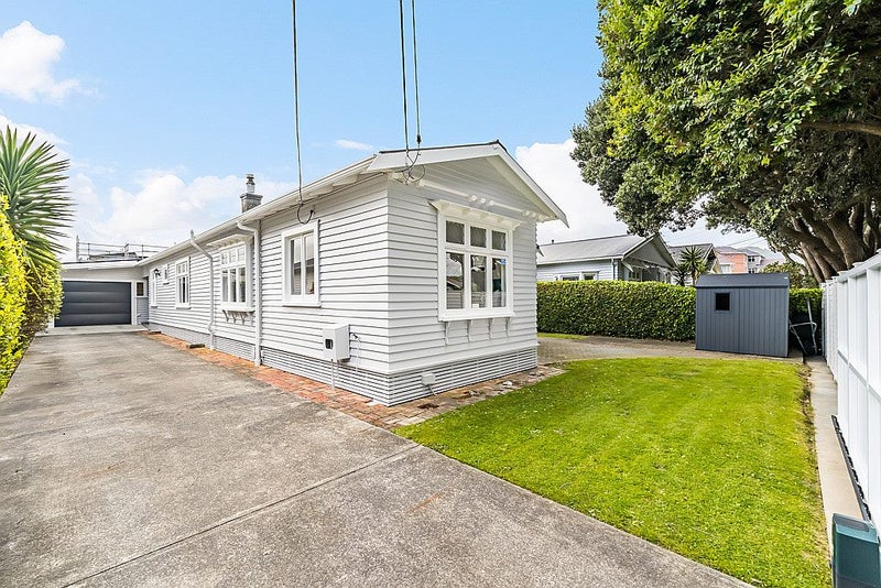 19 Graham Street, Petone, Lower Hutt - Carousel 2