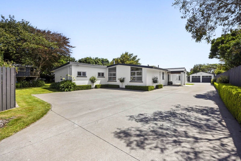 326 South Road, Hawera - Carousel 1