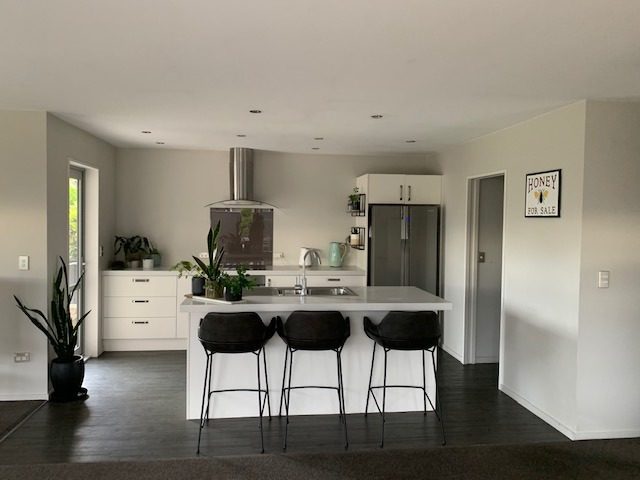 40 Little Oaks Drive, Yaldhurst, Christchurch - Carousel 2