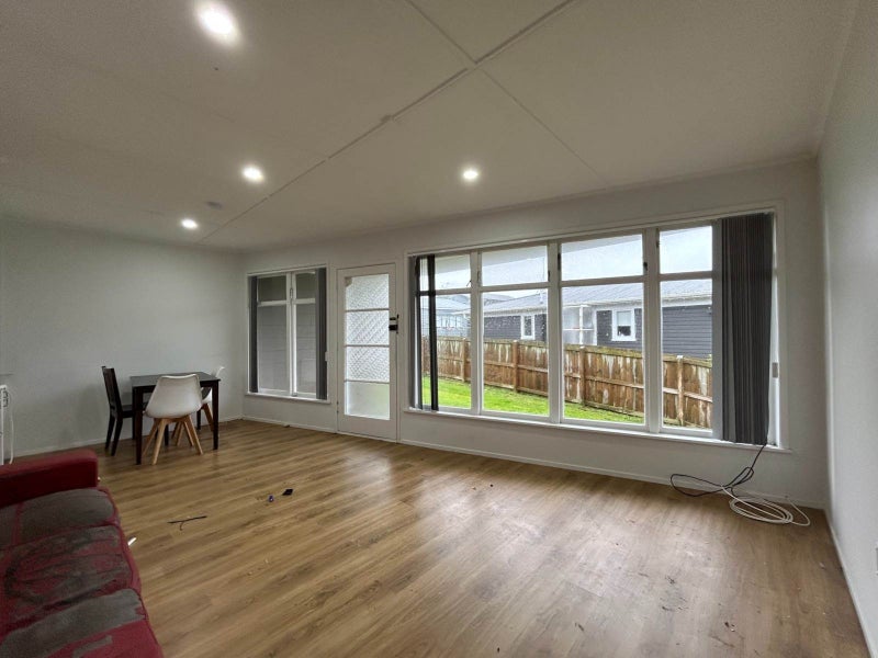 1/7 Monterey Avenue, Otahuhu, Auckland - Carousel 1