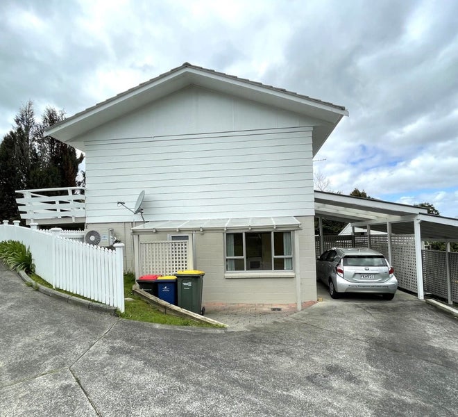 41 Vina Place, Massey, Auckland - Carousel 7