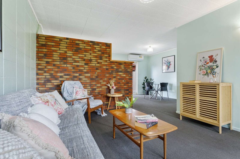 3C Lightheart Street, Glenholme, Rotorua - Carousel 1