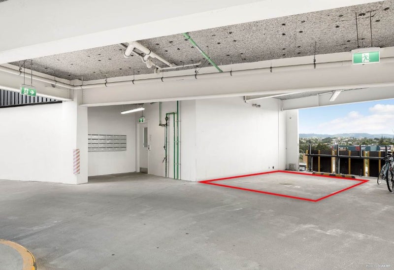 615/38 McCrae Way, New Lynn, Auckland - Carousel 7