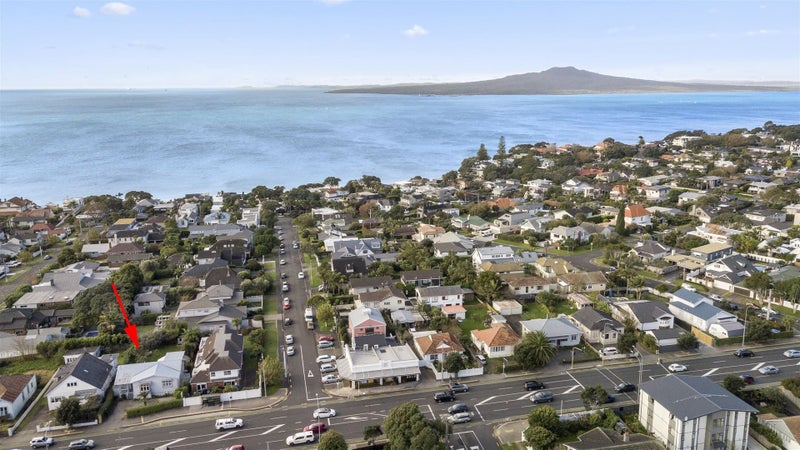 368 Lake Road, Takapuna, Auckland - Carousel 2