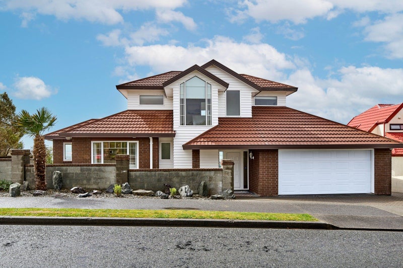 79 Ashton Fitchett Drive, Brooklyn, Wellington - Carousel 1