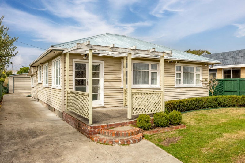 127 Lonsdale Street, New Brighton, Christchurch - Carousel 1