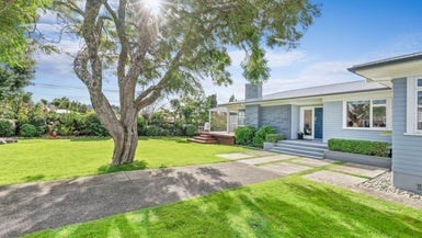 2 Te Puia Street, Kamo, Whangarei - Carousel 1