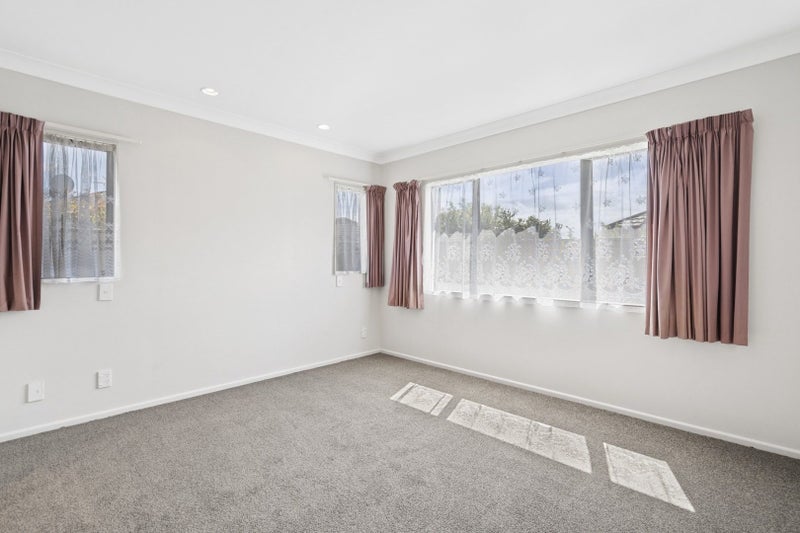 80 Leighton Avenue, Waiwhetu, Lower Hutt - Carousel 2