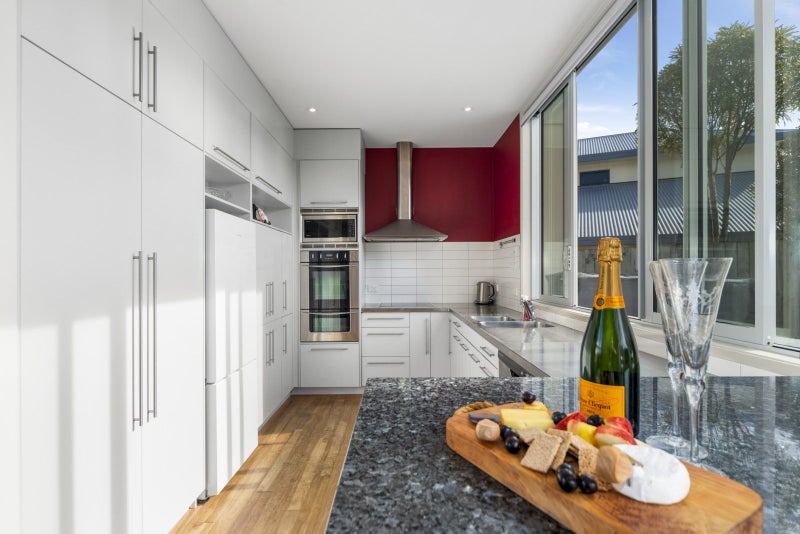 33A Logan Avenue, Wharewaka, Taupo - Carousel 2