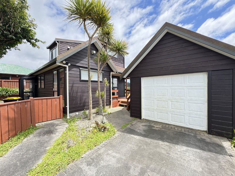 40B Ashton Fitchett Drive, Brooklyn, Wellington - Carousel 1