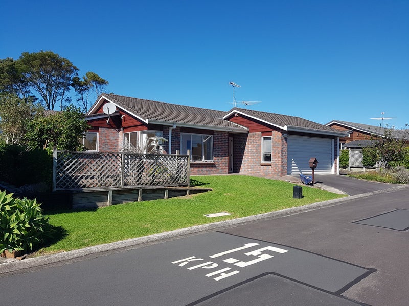 47 The Grove, Red Beach, Whangaparāoa - Carousel 1