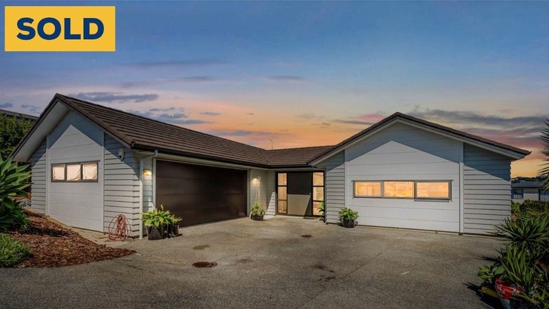 85 Pinecrest Drive, Gulf Harbour, Whangaparaoa - Carousel 1