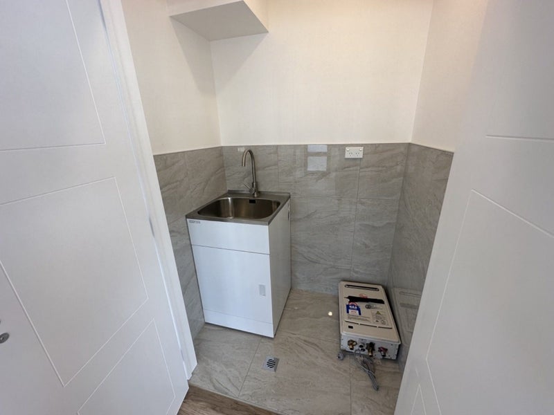 1B Mount Albert Road, Mount Albert, Auckland - Carousel 10