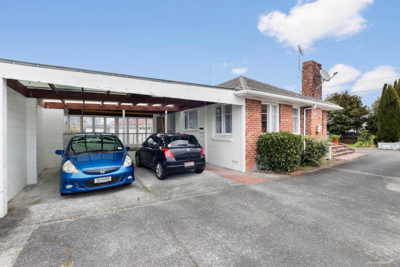 1/127 Swanson Road, Henderson, Auckland - Carousel 2
